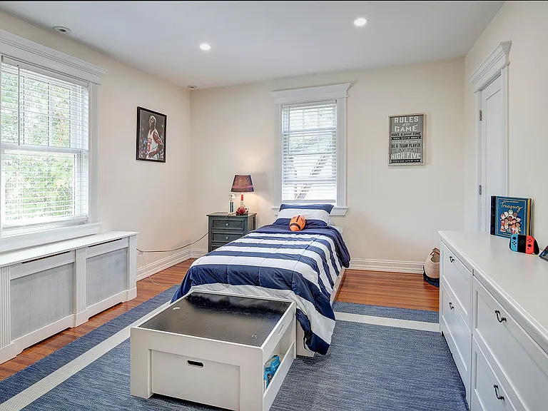 8 Horton St — Photo 14