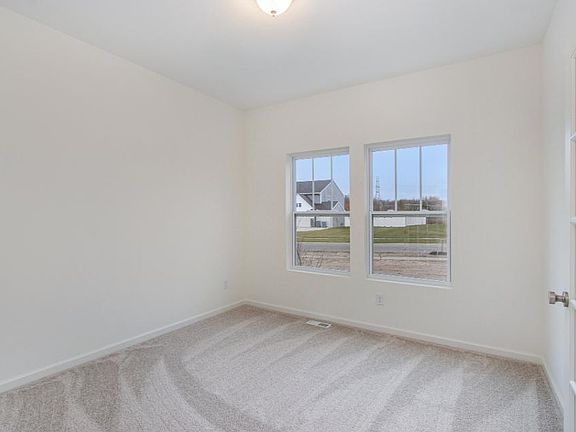 4th image of 5339 Brinson Ln
