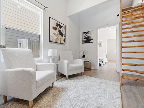 4th image of 4279 THALWEG WAY