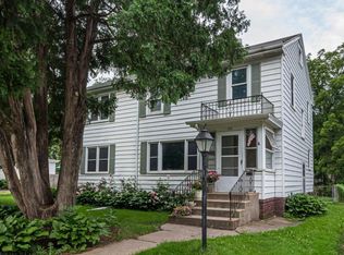 963 Bellows St, West Saint Paul, MN 55118