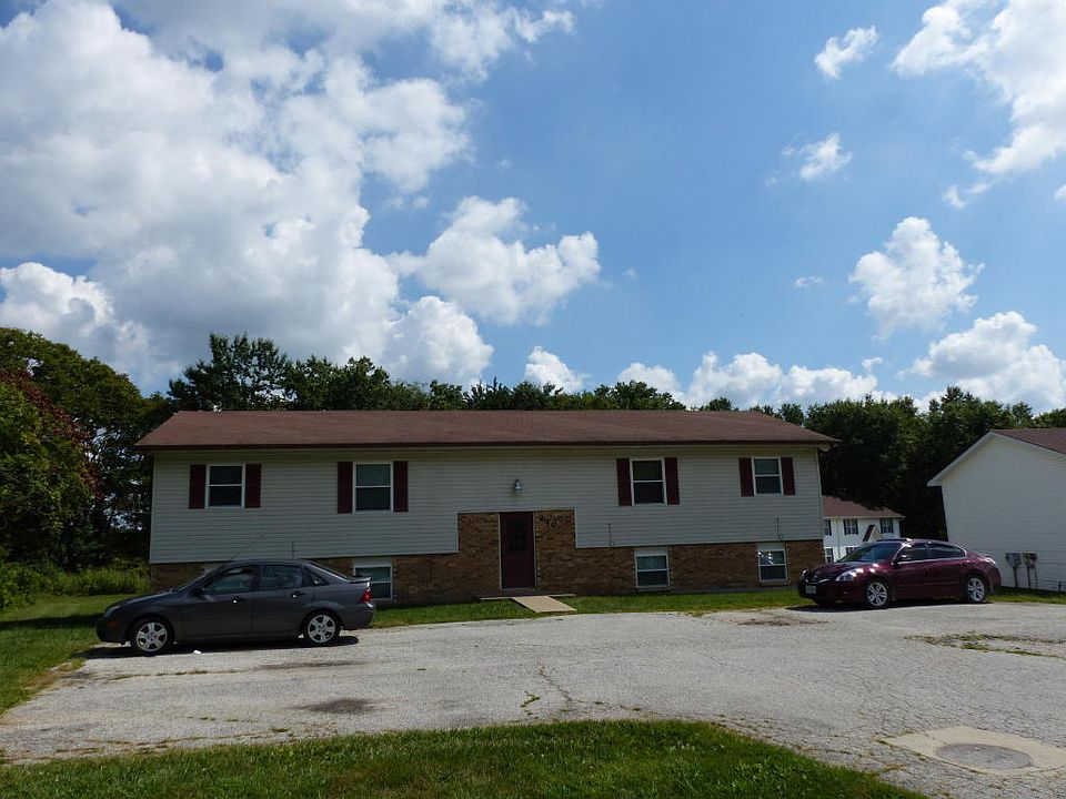 1st image of 440 N East Park Ln