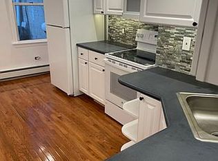 187 Meserole St APT 1RHL, Brooklyn, NY 11206