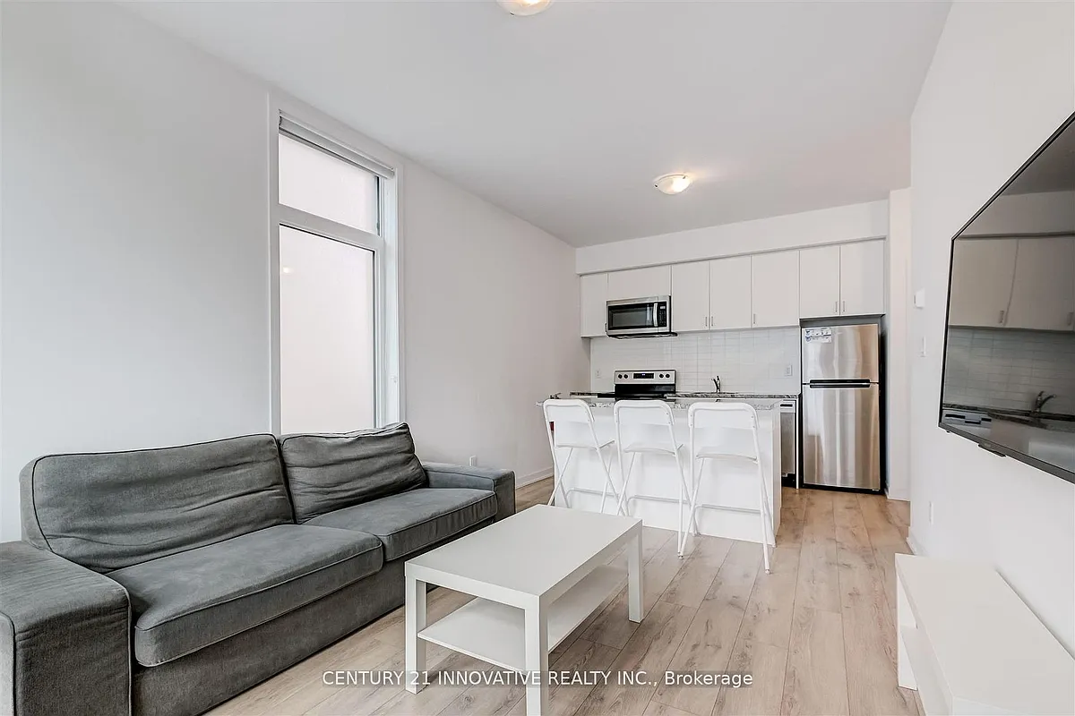 Building Photo - 1720 Simcoe St N #16