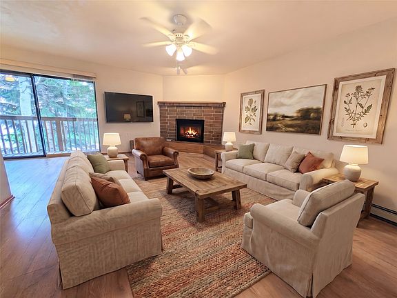 4th image of 738 Lagoon Drive UNIT D