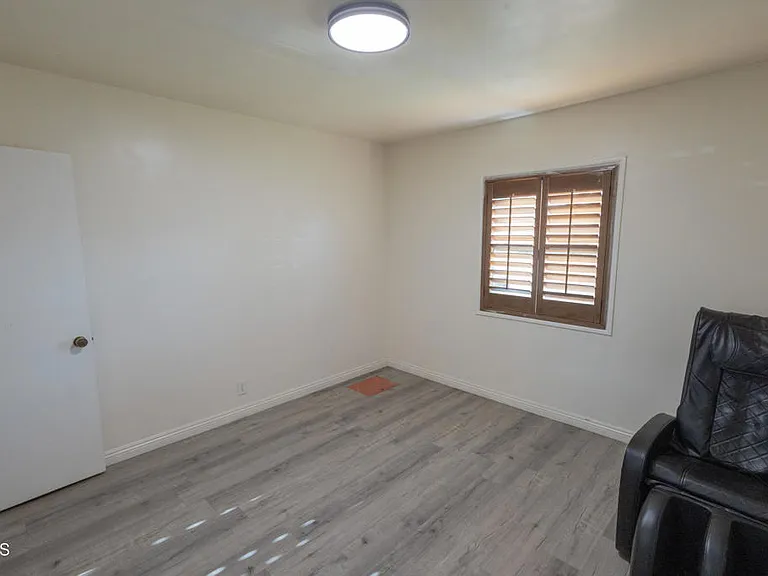 416 N Ellen Dr — Photo 12
