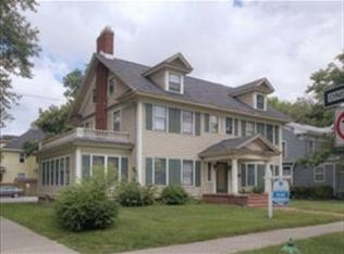 818 S Park St, Kalamazoo, MI 49001