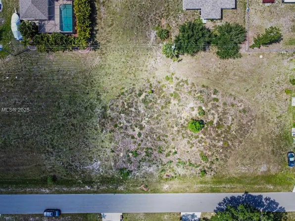 309 NW 4th Ter, Cape Coral, FL 33993