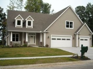 293 Abby Ln, Batesville, IN 47006