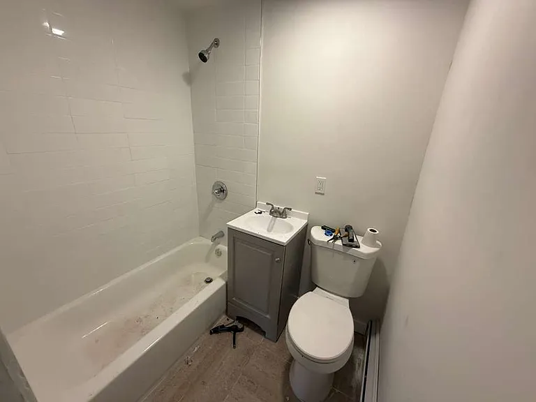 972 Broadway #3F — Photo 5