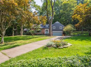 109 Poplar Dr, Pittsburgh, PA 15238