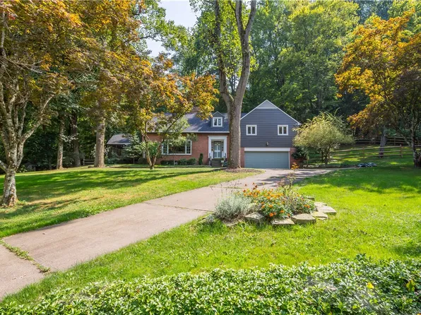 109 Poplar Dr, Pittsburgh, PA 15238
