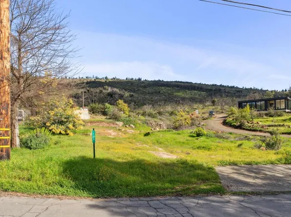 101 Pine Place, St. Helena, CA 94574