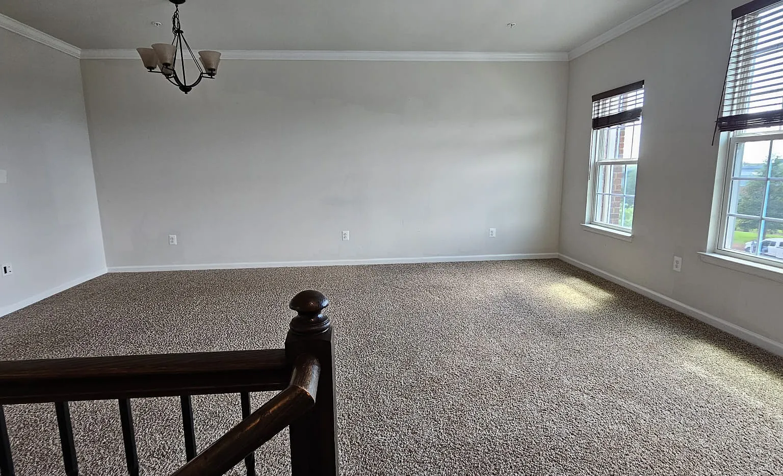 3 bed, 2.5 bath, 2516 sqft, $3,250 — Photo 4