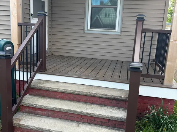 3344 Berea Rd, Cleveland, OH 44111