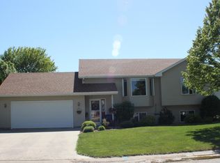 900 Jefferson Ave SW, Eyota, MN 55934