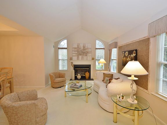 5th image of 2668 Blissfield Ln