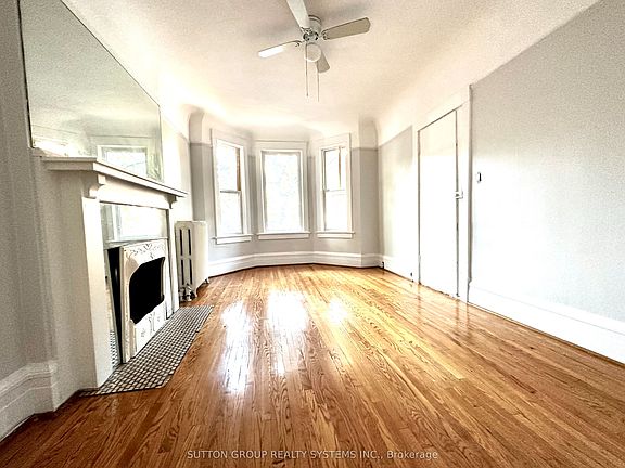 4th image of 497 Annette St #1