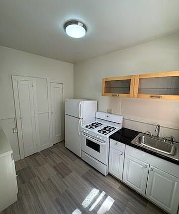 5th image of 123 Sanchez St APT 3