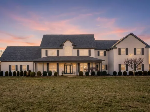 10878 Millstead Ln, Bentonville, AR 72712