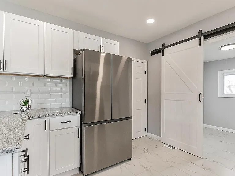 1307 Grant Ave — Photo 12