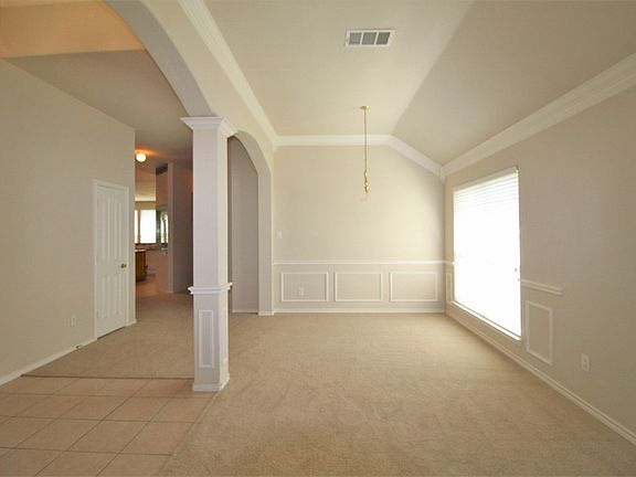 3rd image of 6025 Fannin Dr