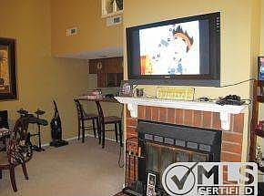 2nd image of 3503 E Laurel St #1