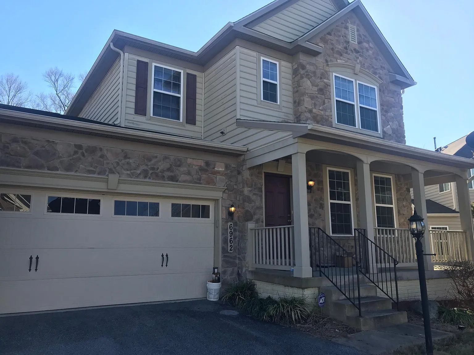 6962 Sparks Ct — Photo 2