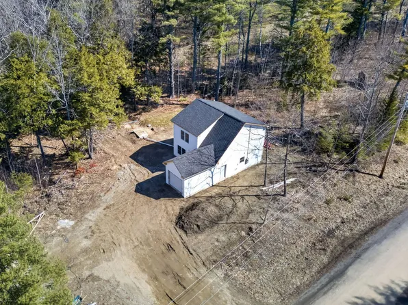 33 Pinecrest Lane, Pittston, ME 04345