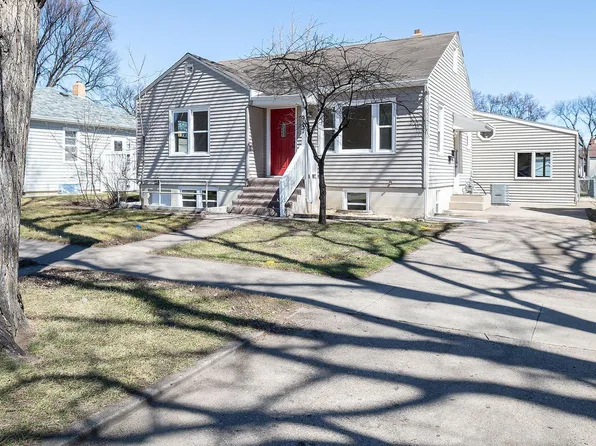 917 N 11th St, City Of Bismarck, ND 58501