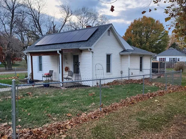 121 N Job St, Virginia, IL 62691