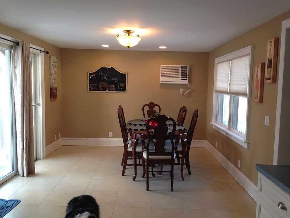 kitchen dining area