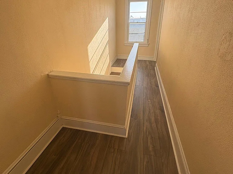 229 N West St #2 — Photo 13