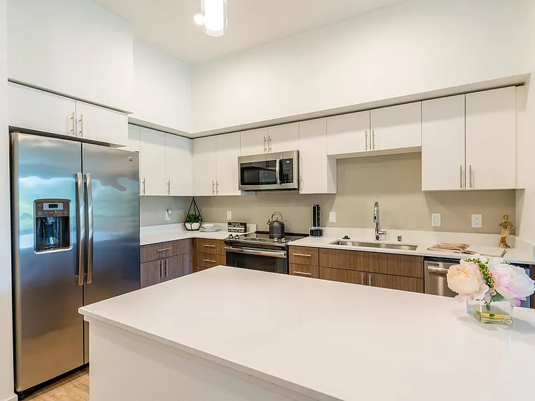 Edition Apartments — Photo 36