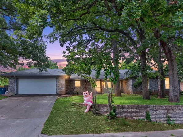 1212 Ridgecrest Rd, Edmond, OK 73013