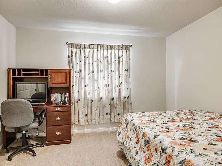 6021 Almelo Dr — Photo 19