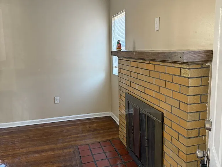 103 Hunt Ave — Photo 4