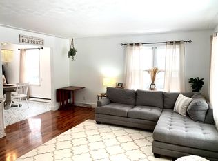 2733 Abigail St SE, Grand Rapids, MI 49506