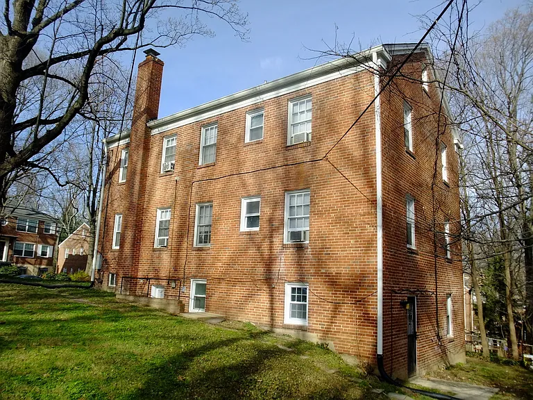 8401 Greenwood Ave — Photo 28