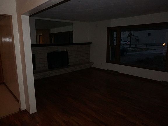 5th image of 29686 County Road 20
