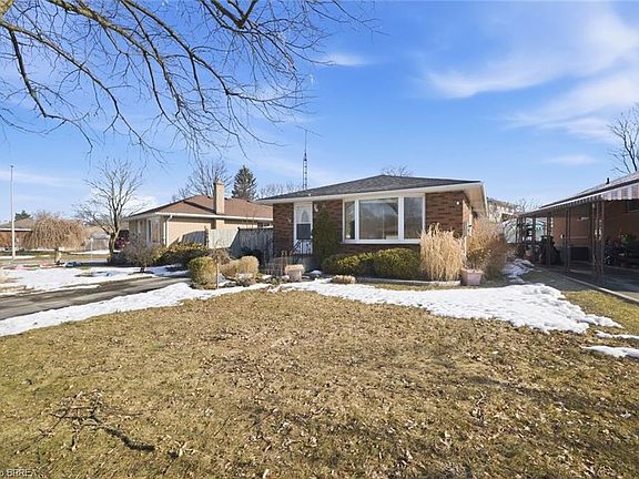 2nd image of 16 Somerset Rd