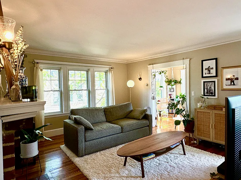 13 Fairview Ave — Photo 2