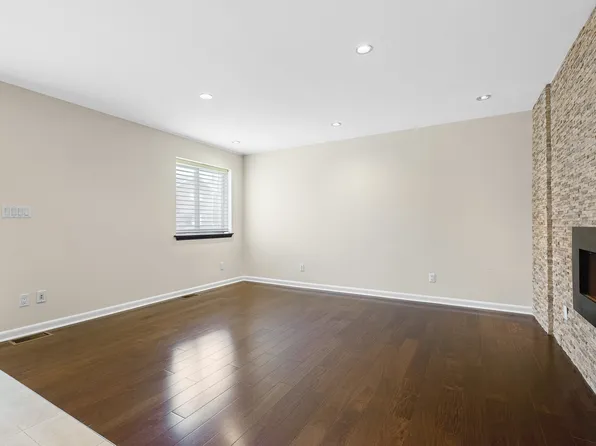 83-18 58th Avenue image 36 of 43