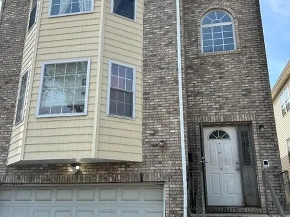 32 Hunter St, Newark City, NJ 07114