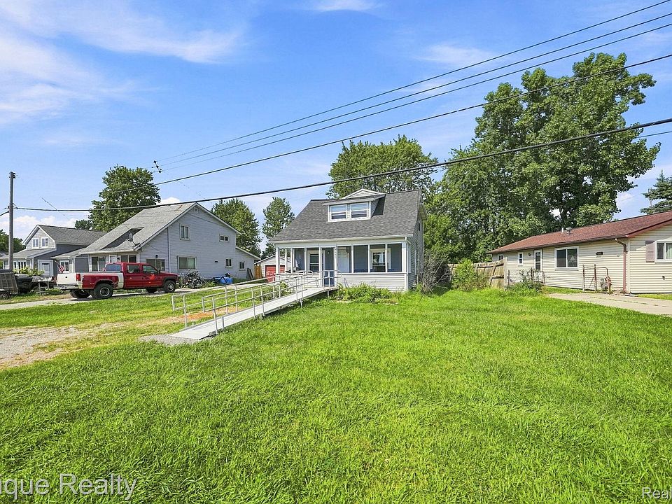 8480 Dixie Hwy, photo 3