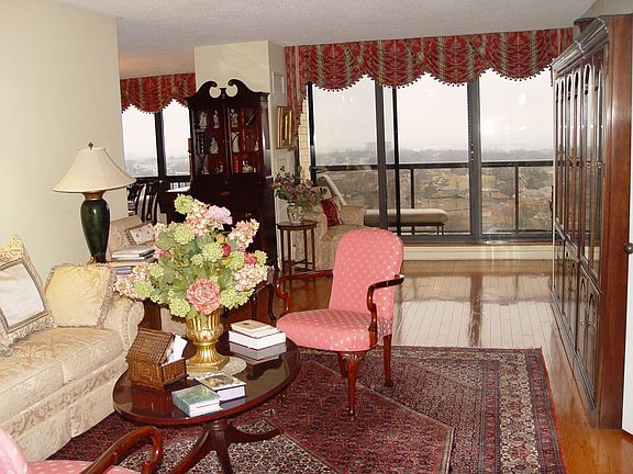 2nd image of 900 Palisade Ave APT 2202