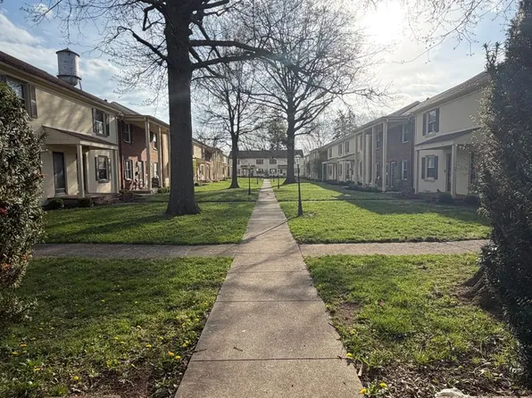 1435 N Forbes Rd, Lexington, KY