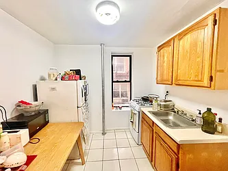 Rented by Century 21 Premier 