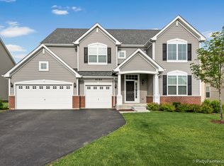 9754 Kelley Ln, Huntley, IL 60142