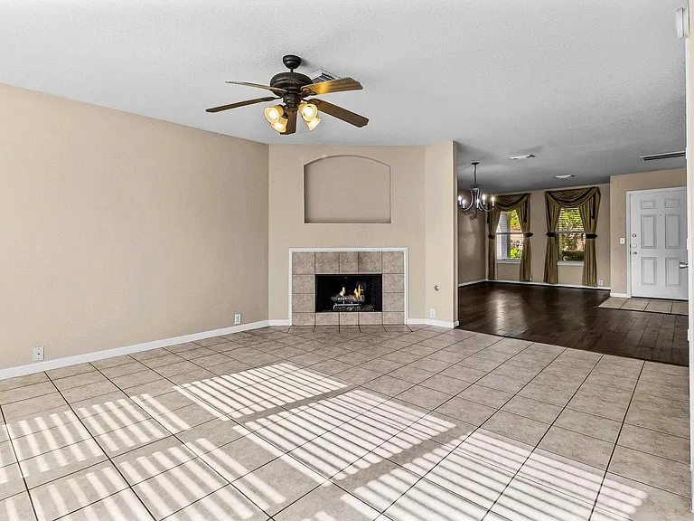 18327 Atasca Woods Trce — Photo 11