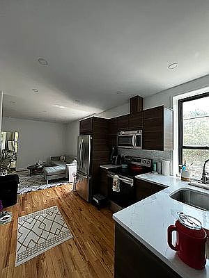 5th image of 506 6th Ave #2R